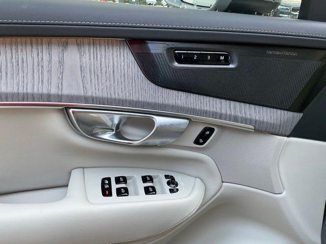 new 2026 Volvo XC90 car, priced at $75,155