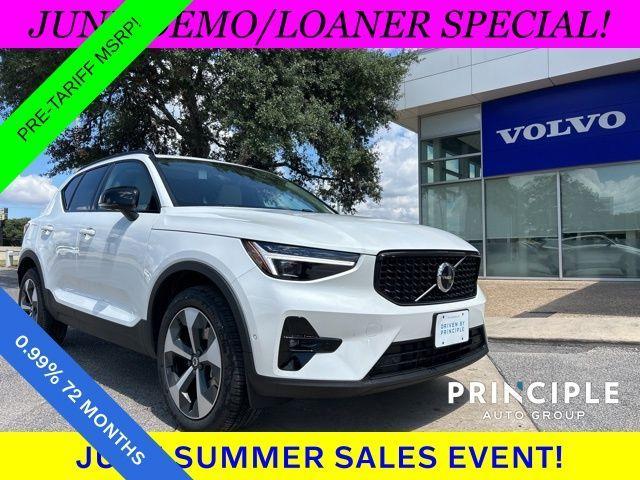 new 2025 Volvo XC40 car, priced at $44,315