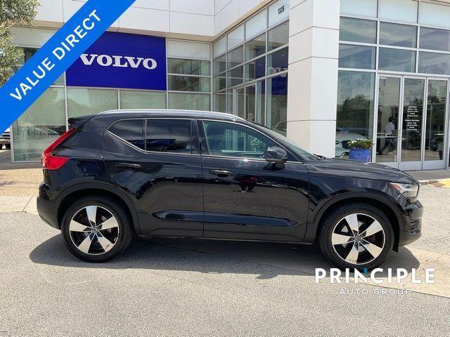 used 2019 Volvo XC40 car, priced at $12,750