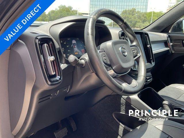 used 2019 Volvo XC40 car, priced at $12,750