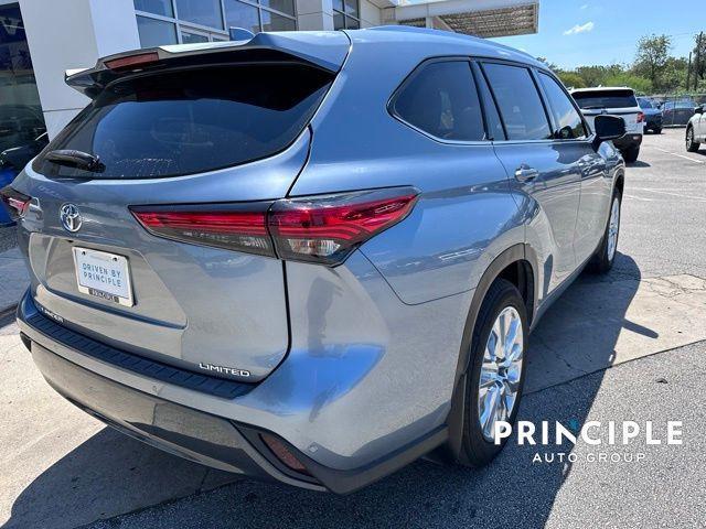 used 2023 Toyota Highlander car, priced at $35,968