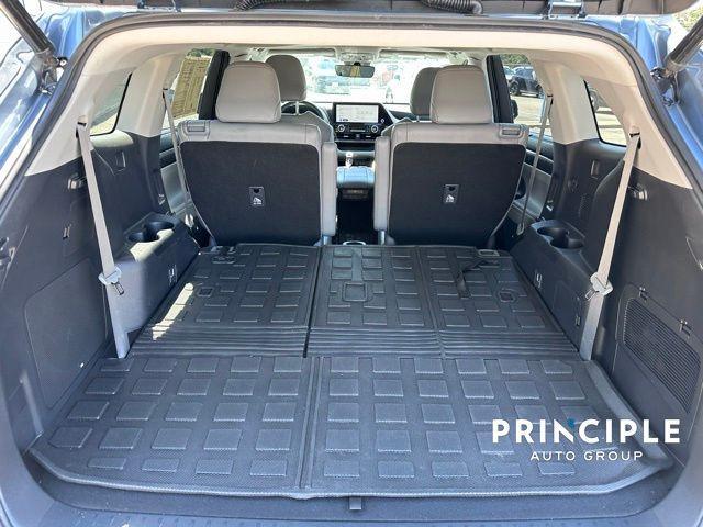 used 2023 Toyota Highlander car, priced at $35,968