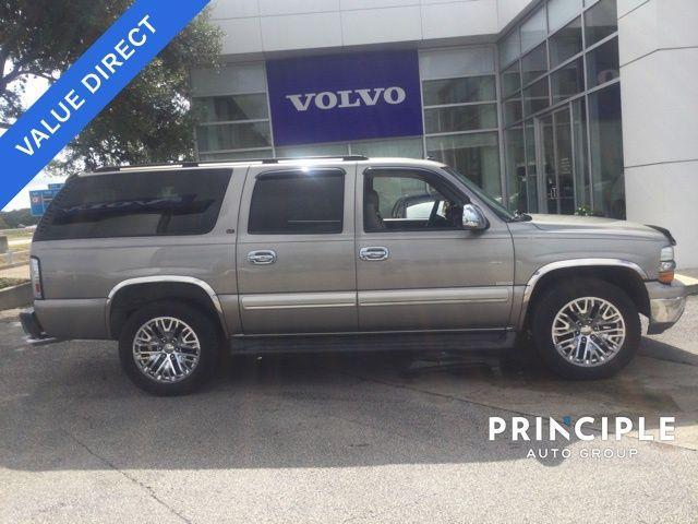 used 2003 Chevrolet Suburban car, priced at $6,750