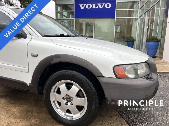 used 2004 Volvo XC70 car, priced at $8,250