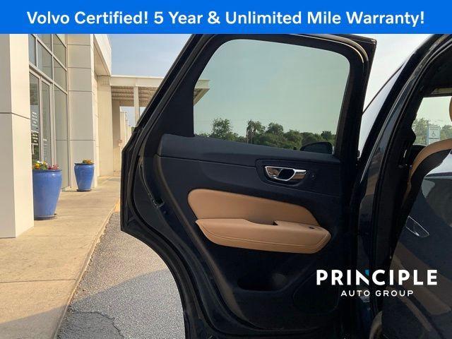 used 2020 Volvo XC60 car, priced at $31,962