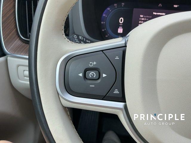 used 2022 Volvo XC60 car, priced at $37,968