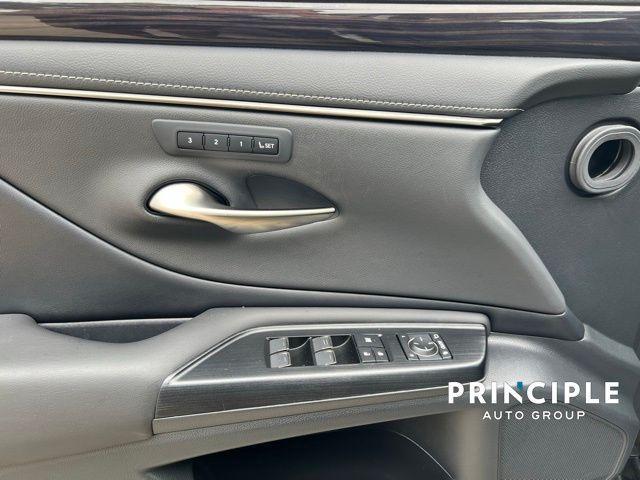 used 2021 Lexus ES 350 car, priced at $36,962