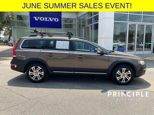 used 2015 Volvo XC70 car, priced at $16,962