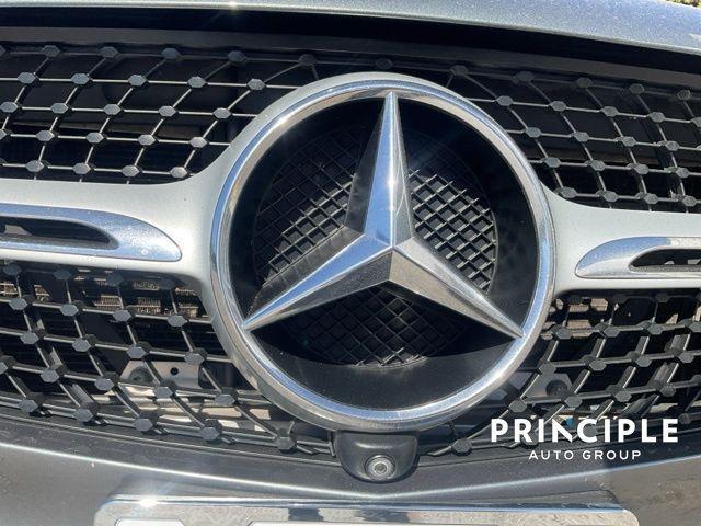 used 2018 Mercedes-Benz GLC 300 car, priced at $15,250