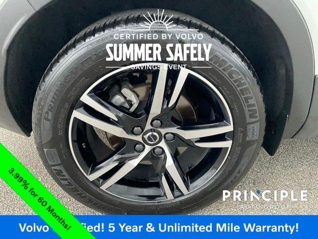 used 2024 Volvo XC40 car, priced at $31,962