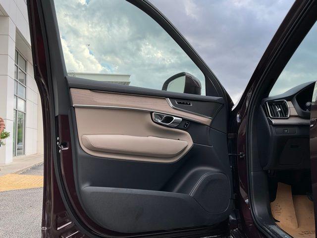 new 2026 Volvo XC90 car, priced at $63,145