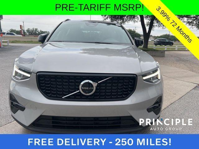 new 2025 Volvo XC40 car, priced at $51,645