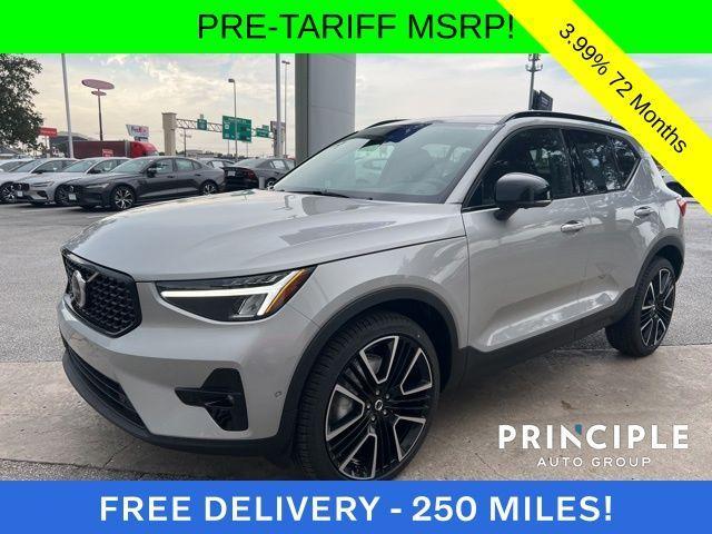 new 2025 Volvo XC40 car, priced at $51,645