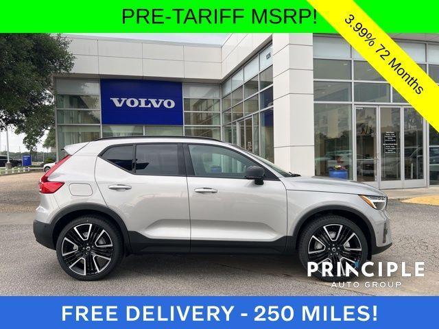new 2025 Volvo XC40 car, priced at $51,645