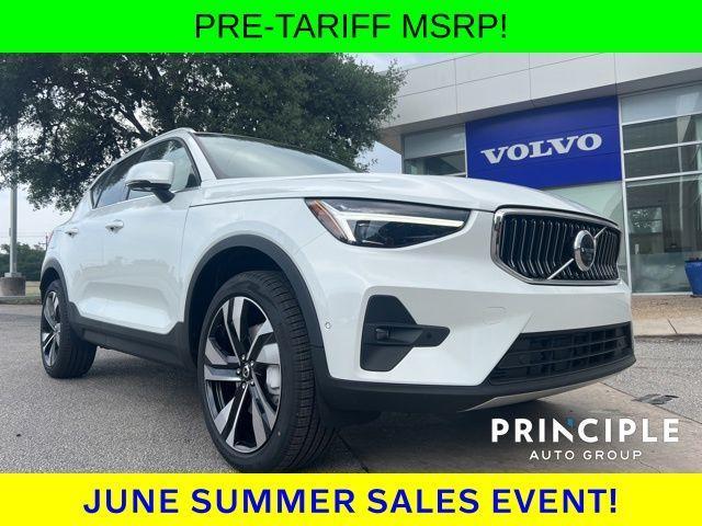 new 2025 Volvo XC40 car, priced at $51,595