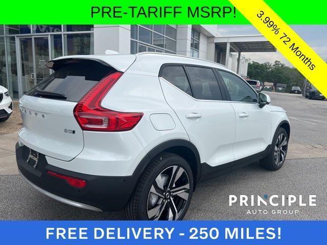 new 2025 Volvo XC40 car, priced at $51,595