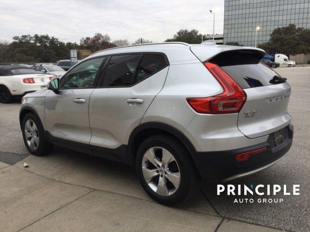 used 2019 Volvo XC40 car, priced at $23,962