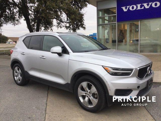 used 2019 Volvo XC40 car, priced at $23,962