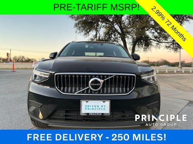 new 2025 Volvo XC40 car, priced at $45,485