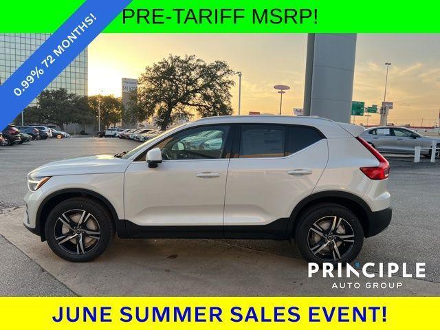 new 2025 Volvo XC40 car, priced at $43,045