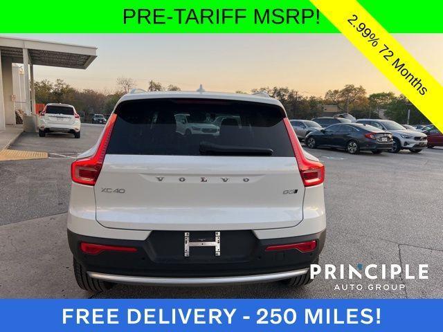 new 2025 Volvo XC40 car, priced at $43,045