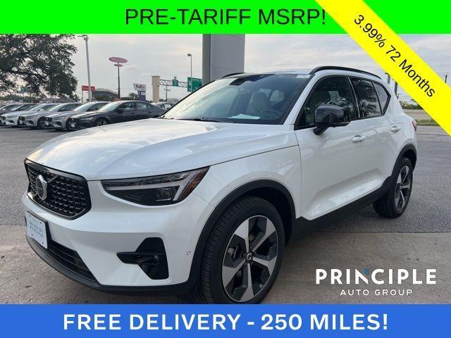 new 2025 Volvo XC40 car, priced at $48,335