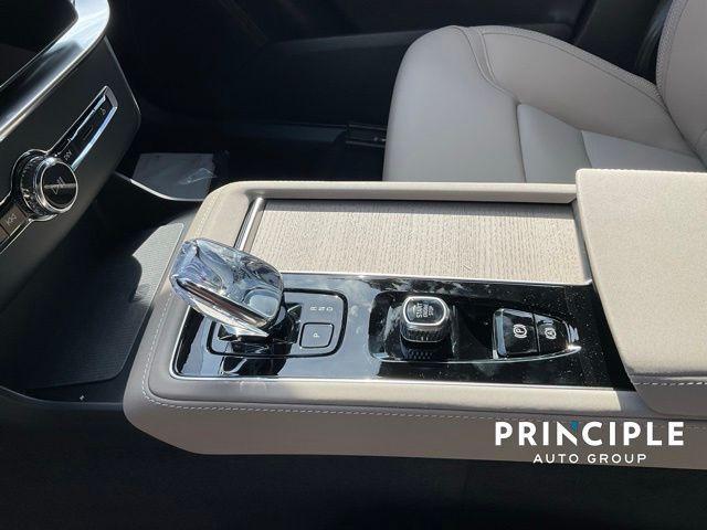 new 2026 Volvo XC90 car, priced at $65,900