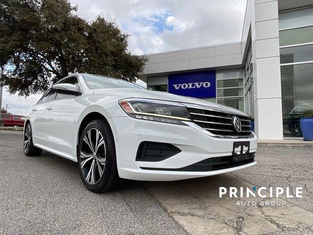 used 2020 Volkswagen Passat car, priced at $19,962