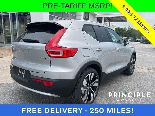 new 2025 Volvo XC40 car, priced at $51,595