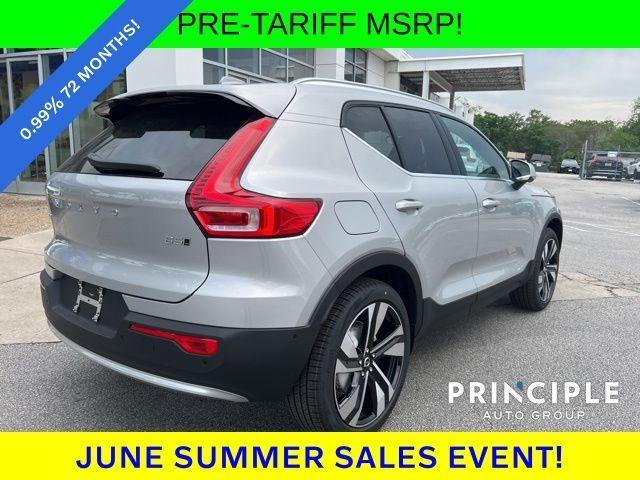 new 2025 Volvo XC40 car, priced at $51,595
