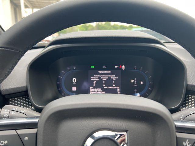 new 2025 Volvo XC40 car, priced at $51,595