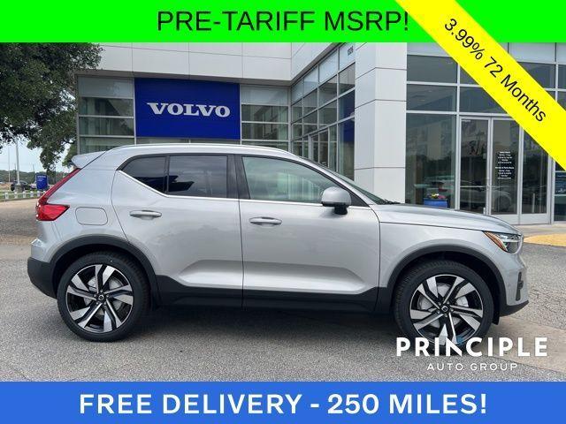 new 2025 Volvo XC40 car, priced at $51,595