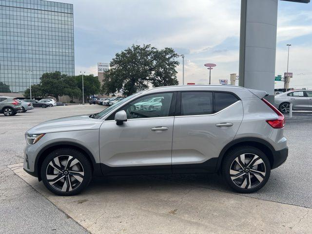 new 2025 Volvo XC40 car, priced at $51,595