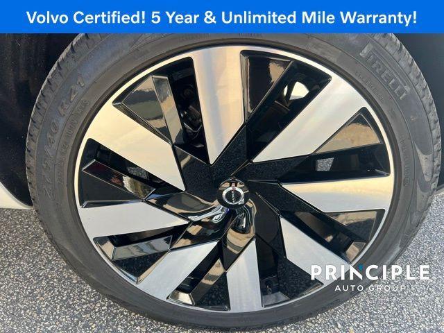 used 2024 Volvo XC90 Recharge Plug-In Hybrid car, priced at $73,968