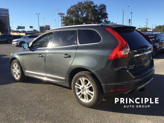 used 2015 Volvo XC60 car, priced at $14,962