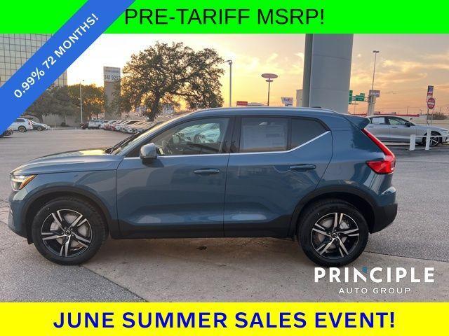 new 2025 Volvo XC40 car, priced at $43,045