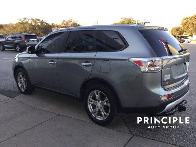 used 2015 Mitsubishi Outlander car, priced at $9,500