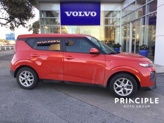 used 2022 Kia Soul car, priced at $17,968