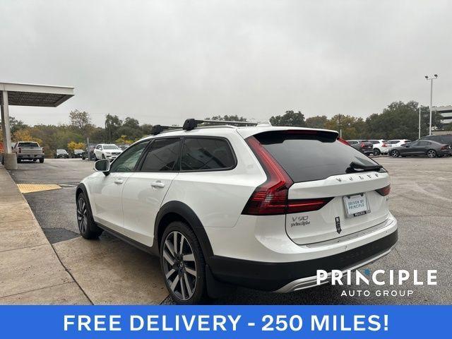 new 2025 Volvo V90 Cross Country car, priced at $65,730