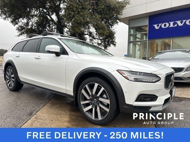 new 2025 Volvo V90 Cross Country car, priced at $65,730