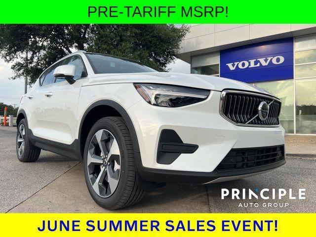 new 2025 Volvo XC40 car, priced at $45,485