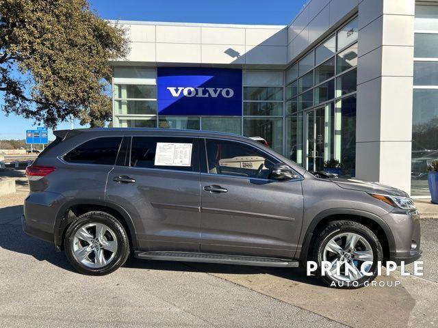 used 2017 Toyota Highlander car, priced at $22,962