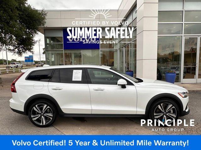used 2023 Volvo V60 Cross Country car, priced at $42,962