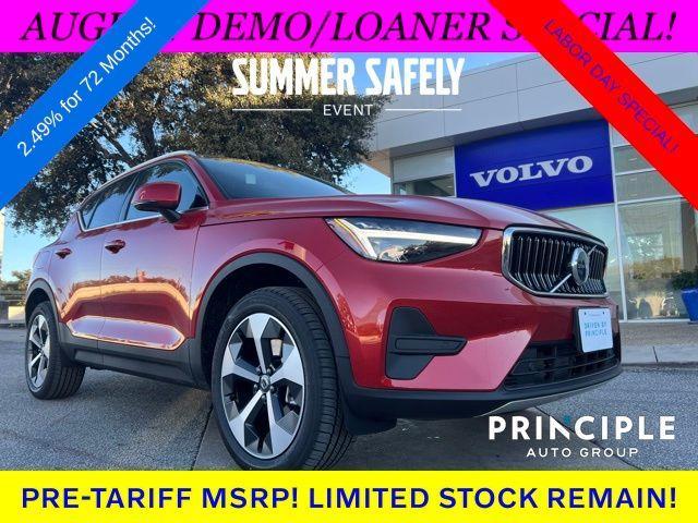 new 2025 Volvo XC40 car, priced at $39,900