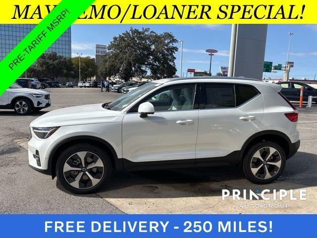 new 2025 Volvo XC40 car, priced at $43,315