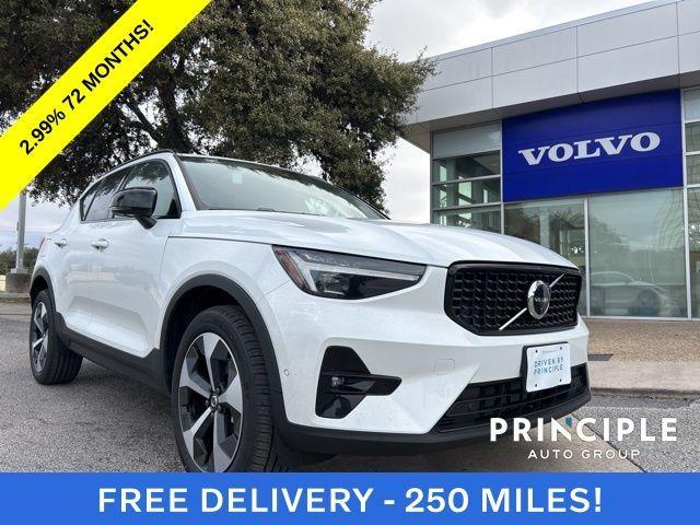 new 2025 Volvo XC40 car, priced at $47,145