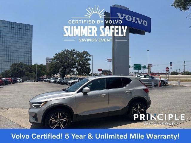used 2025 Volvo XC40 car, priced at $33,962