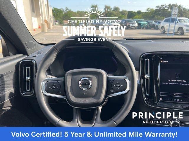 used 2025 Volvo XC40 car, priced at $35,962