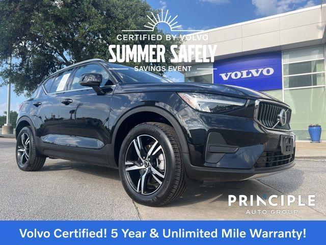 used 2025 Volvo XC40 car, priced at $35,962