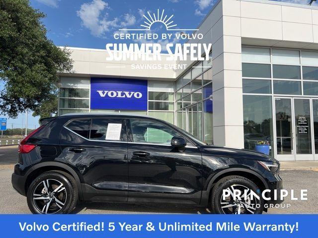 used 2025 Volvo XC40 car, priced at $35,962